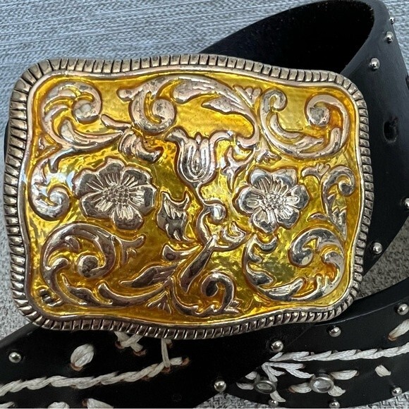 Western inspired leather belt - Picture 11 of 13